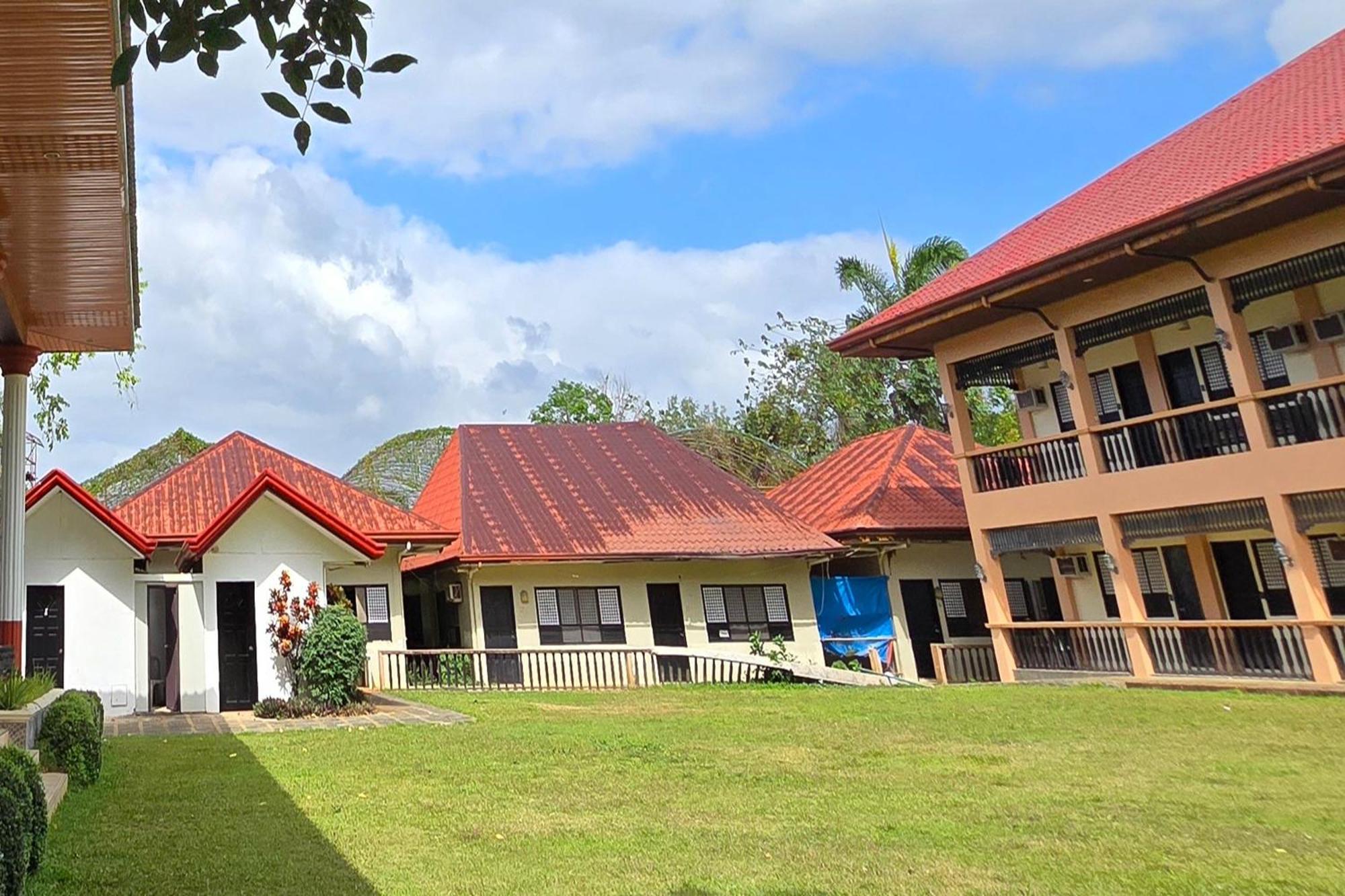 Grand Villa Laguna Bay Exterior photo