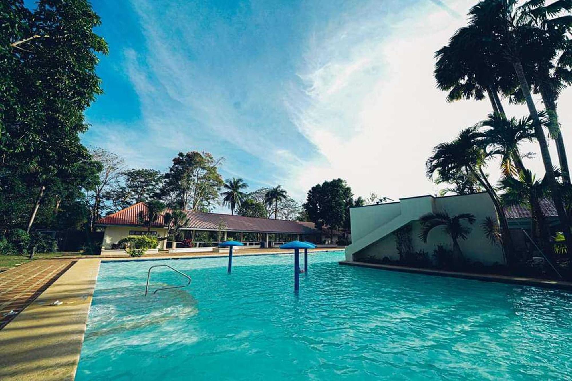 Grand Villa Laguna Bay Exterior photo